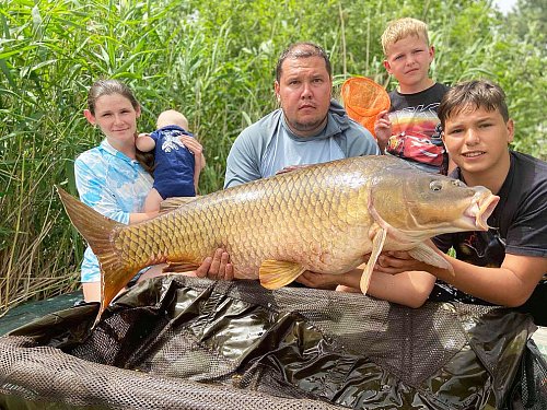 Лиман Ошитки: семейная трофейная рыбалка на Троицу Фото №3